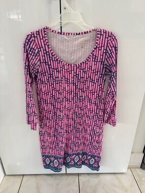 Lilly Pulitzer Pink and Teal Logo Print Top